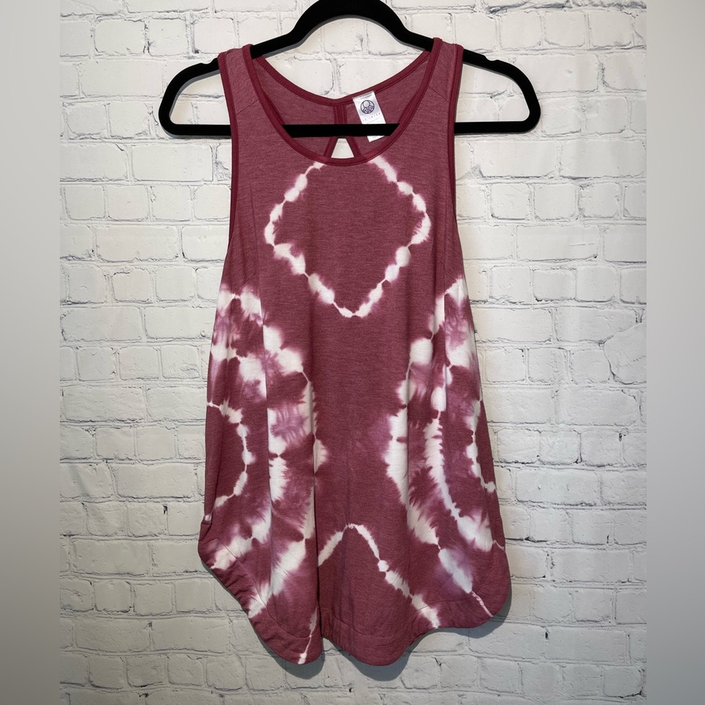 Te Verde size medium maroon & white tie dyed